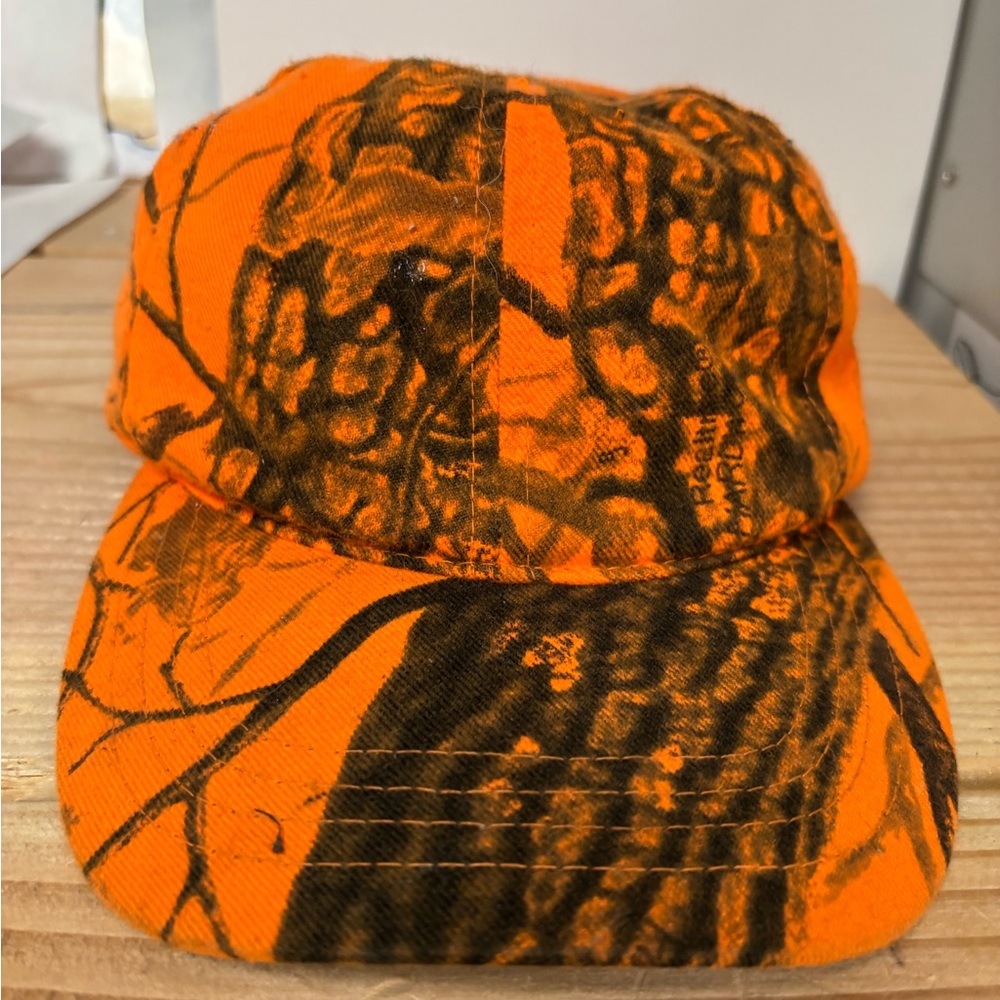 🔥 Vintage 80’s Orange Camouflage Insulated Hunting Cap 🔥